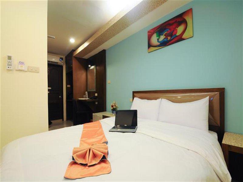 Penginapan Royal Express 2*